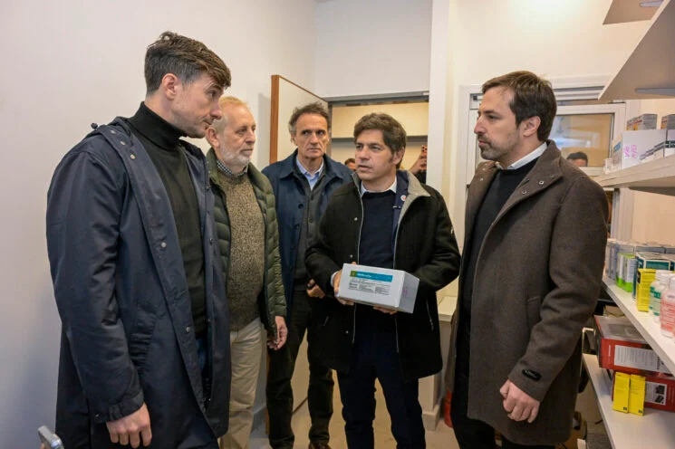Kicillof inauguró un nuevo centro de salud en Castelar y volvió a cuestionar el ajuste de Milei